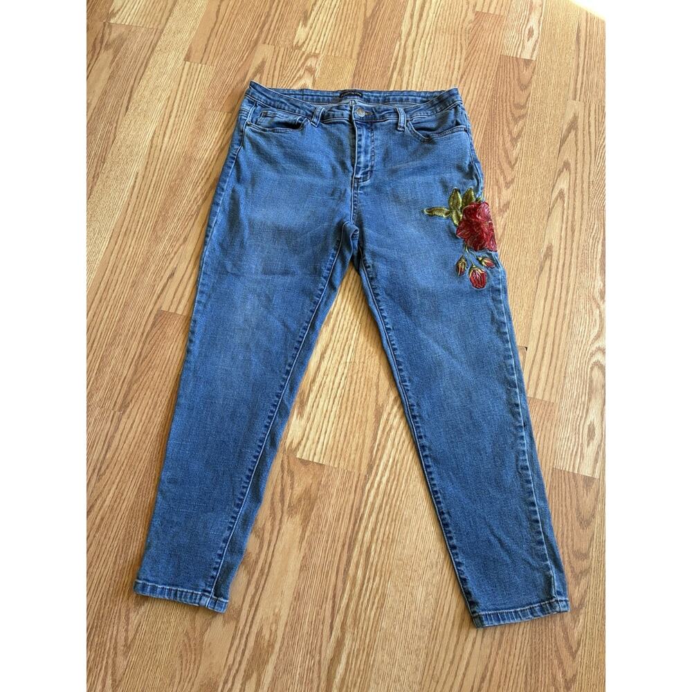 Embroidered Skinny Crop Jeans Light Medium Wash Size 8 Elliott & Vine